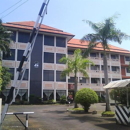 Jepara Indah Hotel Kültér fotó