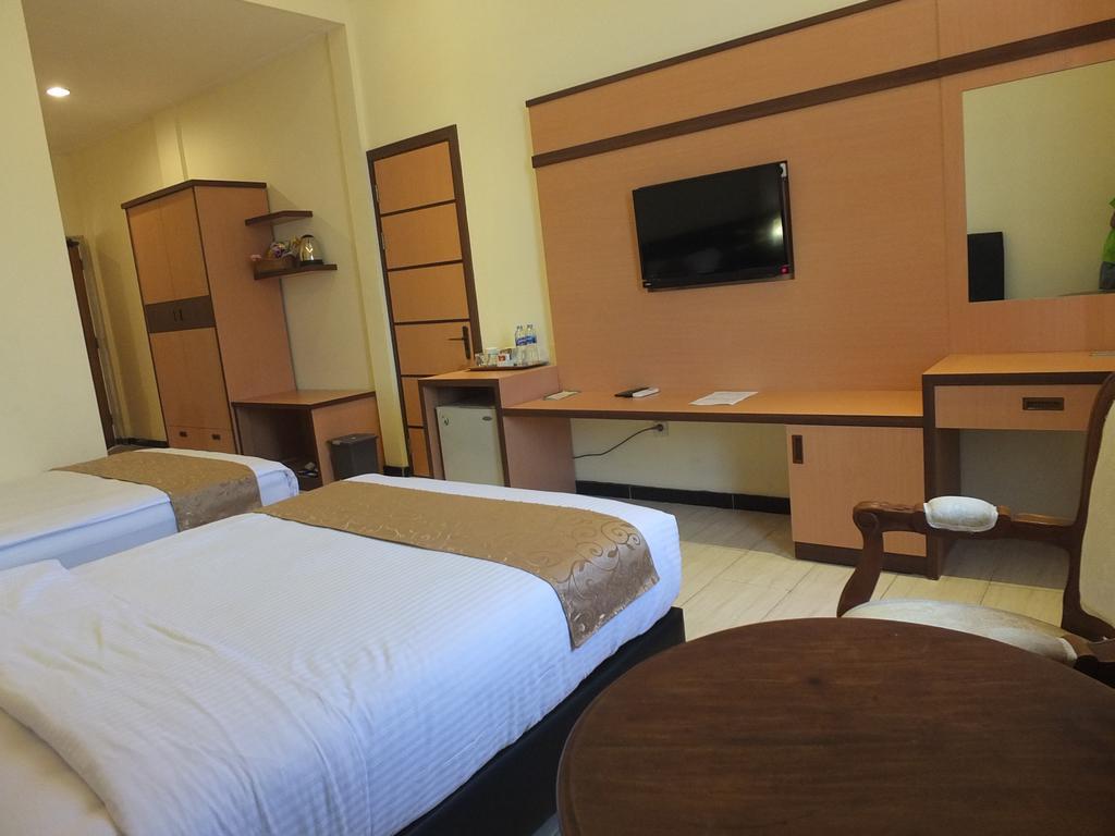 Jepara Indah Hotel Szoba fotó