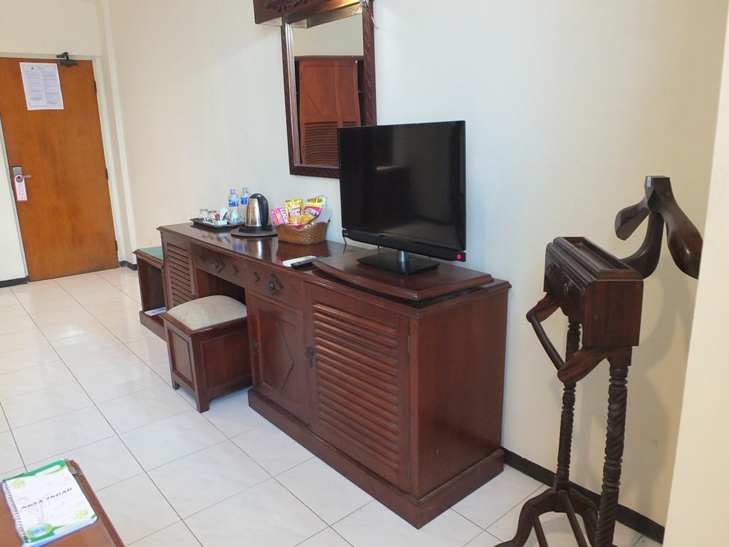 Jepara Indah Hotel Szoba fotó