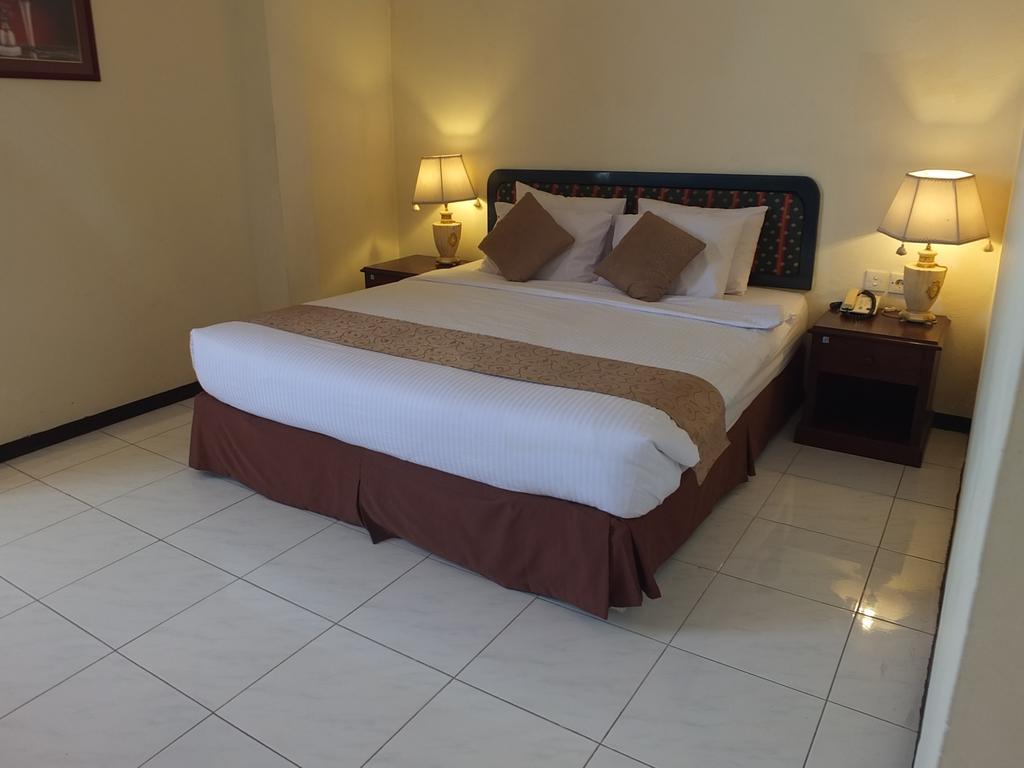 Jepara Indah Hotel Szoba fotó