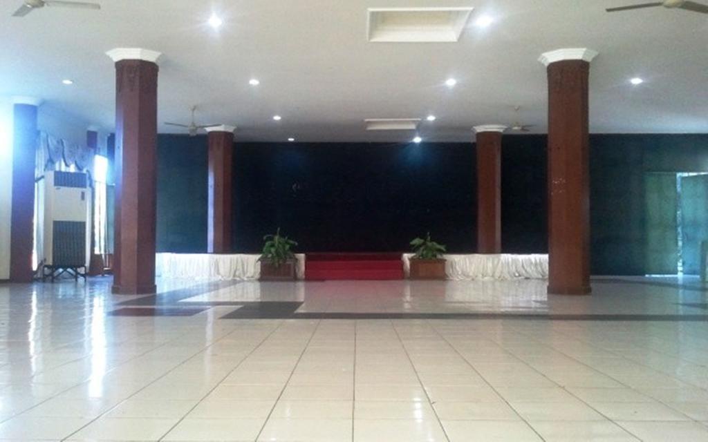 Jepara Indah Hotel Kültér fotó