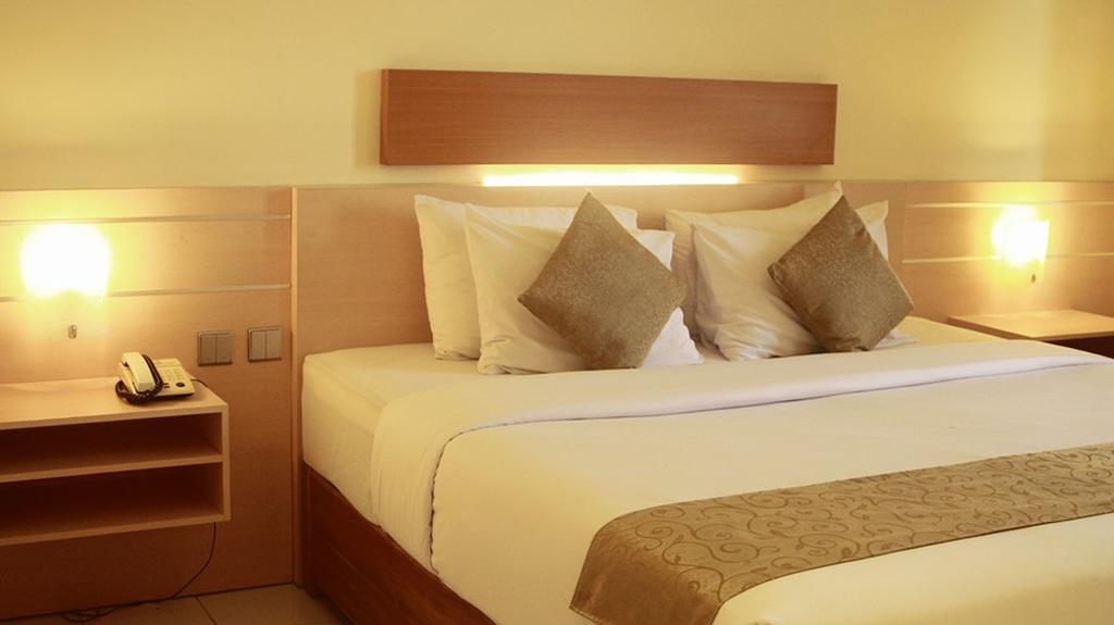 Jepara Indah Hotel Kültér fotó